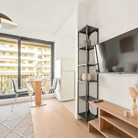 Espace Champerret - 1 Bedroom 4 People * Levallois-Perret